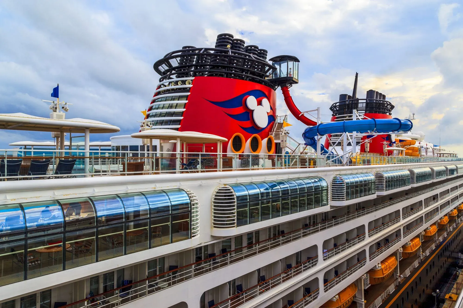 What_to_Expect_on_a_Disney_Cruise_A_First_Timers_Guide_feature_image_0ef9dcec1c